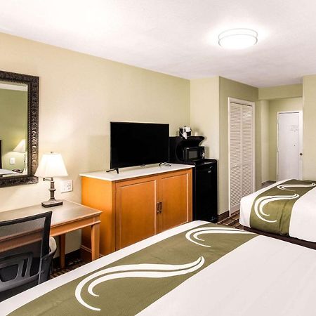 Quality Inn & Suites Plano East - Richardson Bagian luar foto