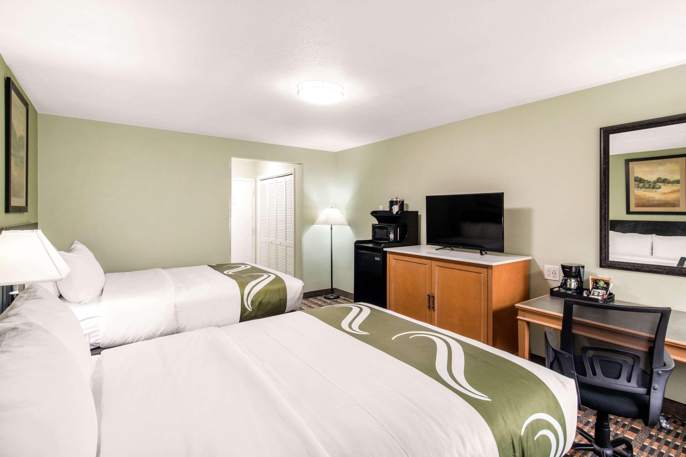 Quality Inn & Suites Plano East - Richardson Bagian luar foto
