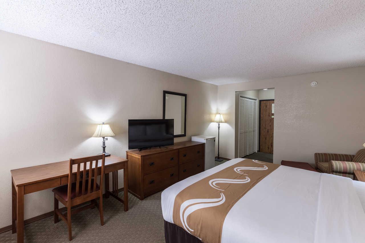 Quality Inn & Suites Plano East - Richardson Bagian luar foto