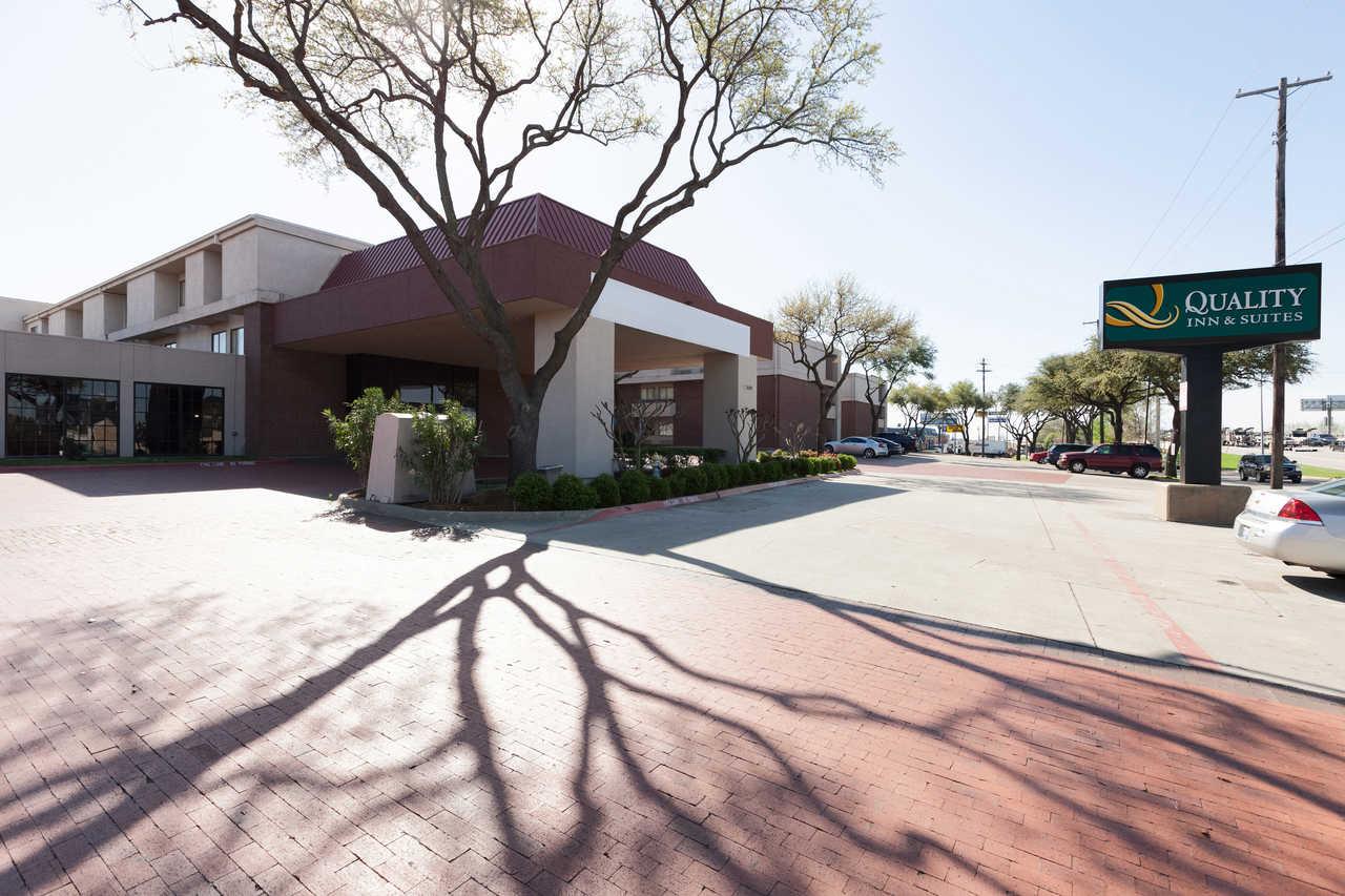 Quality Inn & Suites Plano East - Richardson Bagian luar foto